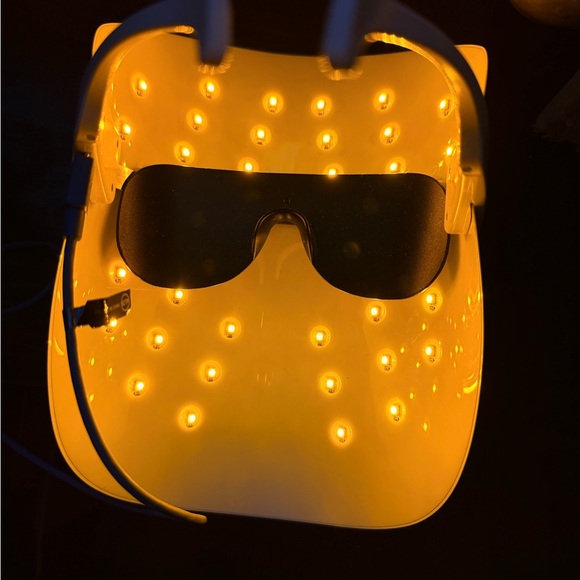 LED face mask - Picture 5 of 5
